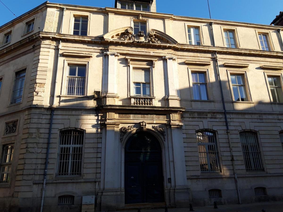 L Erudit Dijon Exterior foto